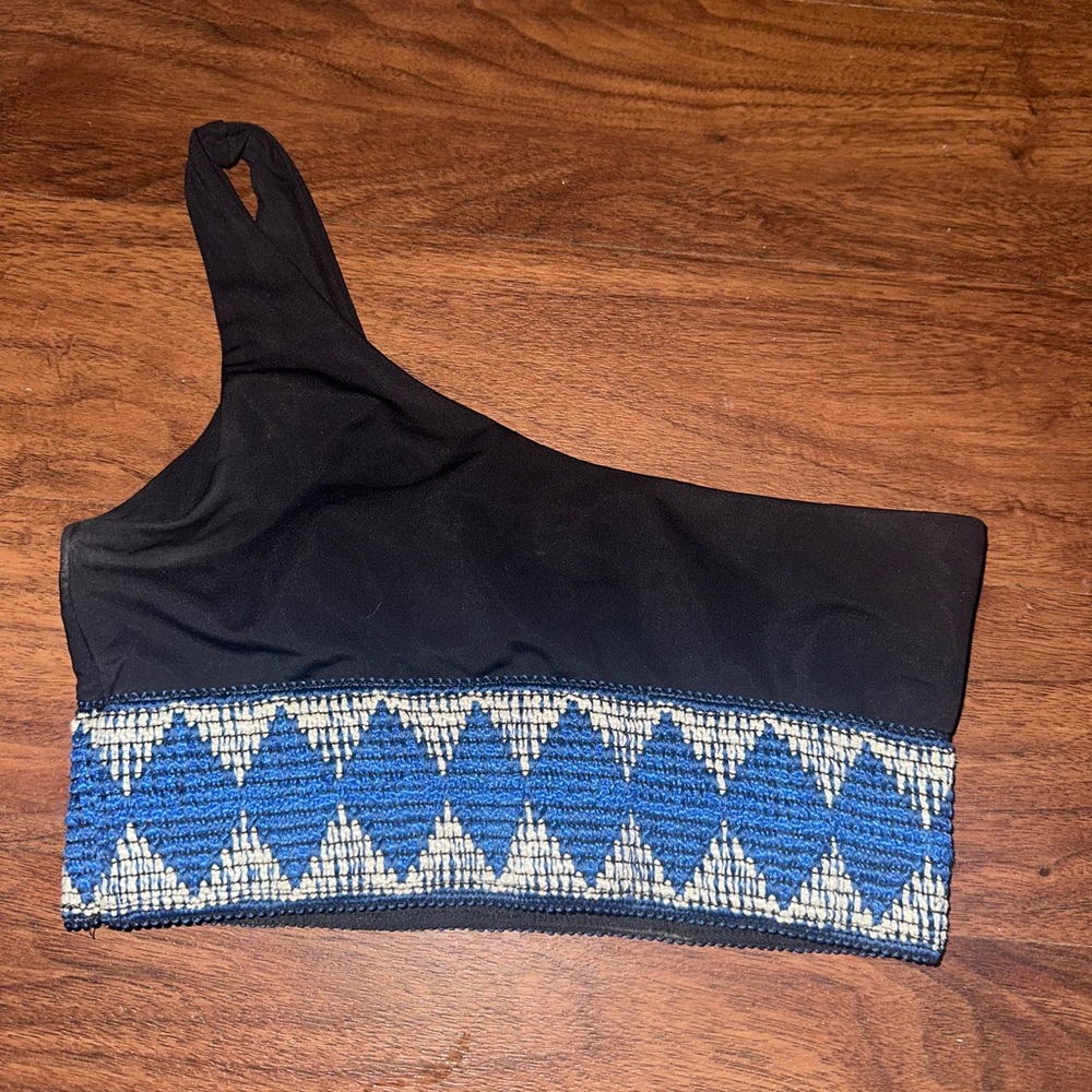Black and Blue One-Shoulder Top
